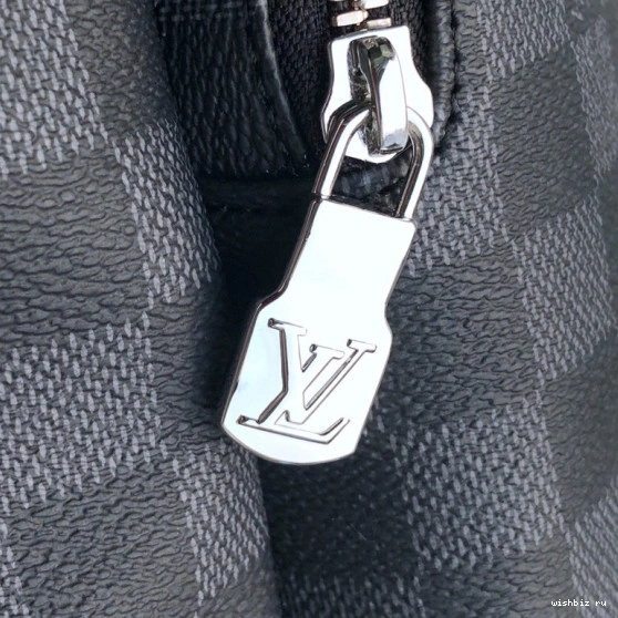 WIS Backpack Vuitton Louis 0814